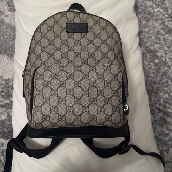 Authentic Gucci backpack - Picture 3 of 6